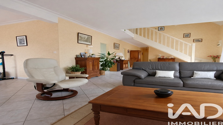 Ma-Cabane - Vente Maison Saint-Martin-du-Fouilloux, 158 m²