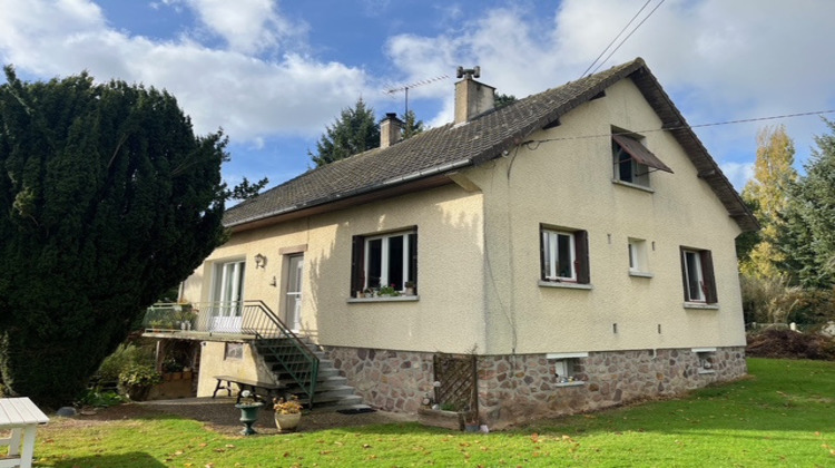 Ma-Cabane - Vente Maison Saint-Martin-du-Tilleul, 101 m²