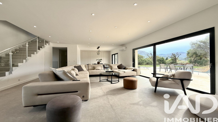 Ma-Cabane - Vente Maison Saint-Martin-du-Var, 141 m²