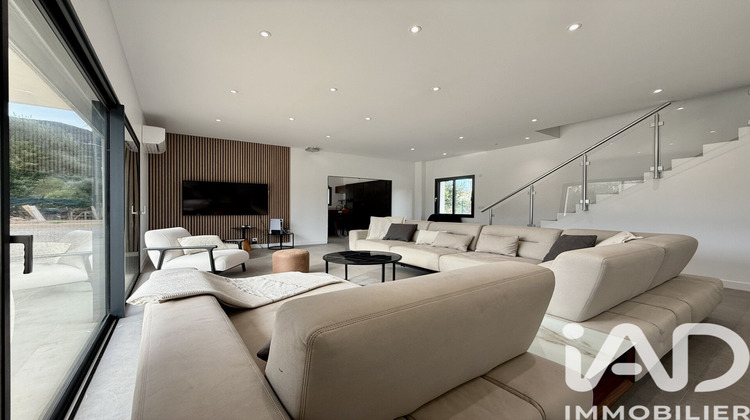 Ma-Cabane - Vente Maison Saint-Martin-du-Var, 141 m²