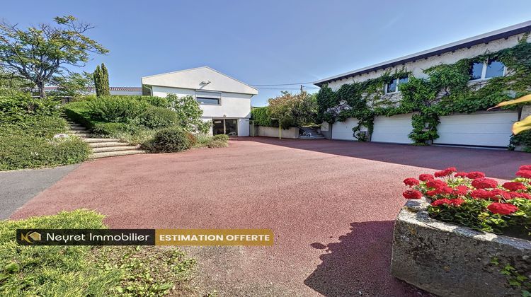 Ma-Cabane - Vente Maison Saint-Martin-la-Plaine, 225 m²