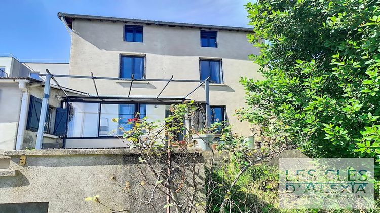 Ma-Cabane - Vente Maison Saint-Martin-la-Plaine, 110 m²