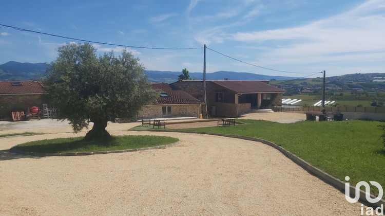 Ma-Cabane - Vente Maison Saint-Martin-la-Plaine, 240 m²