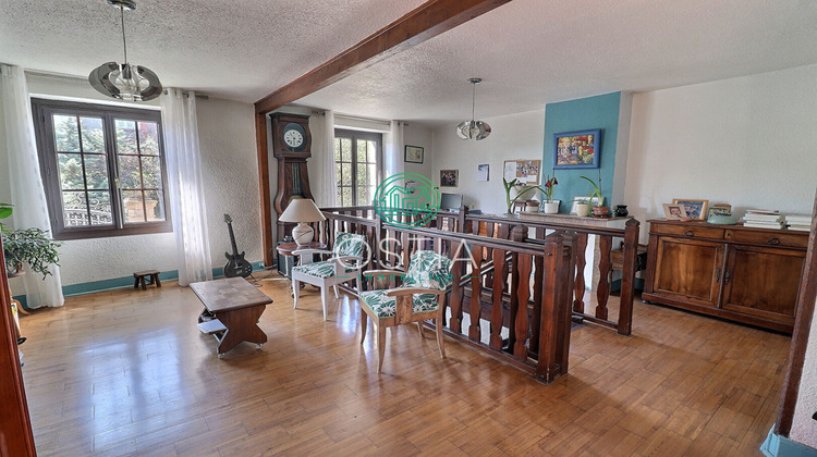 Ma-Cabane - Vente Maison SAINT-MARTIN-LA-PLAINE, 127 m²