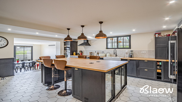 Ma-Cabane - Vente Maison Saint-Martin-la-Plaine, 225 m²
