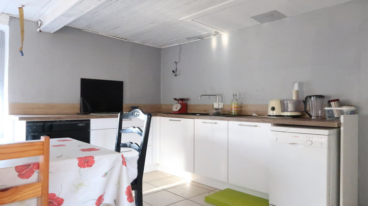 Ma-Cabane - Vente Maison SAINT MARTIN LA SAUVETE, 87 m²
