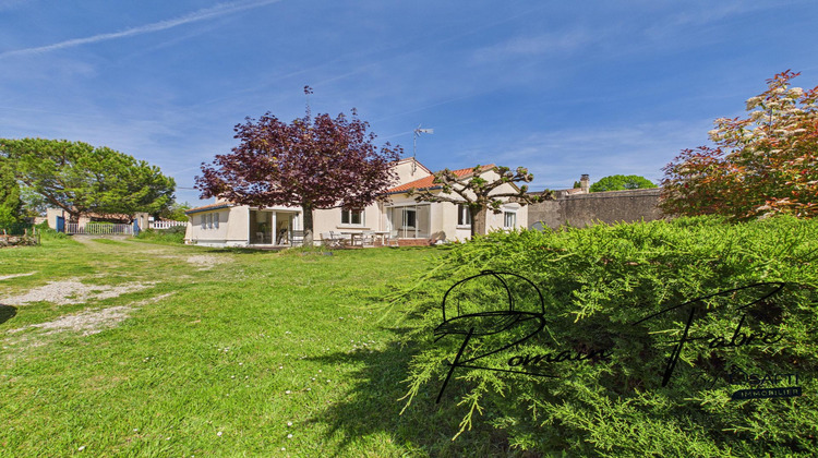 Ma-Cabane - Vente Maison Saint-Martin-Lacaussade, 106 m²