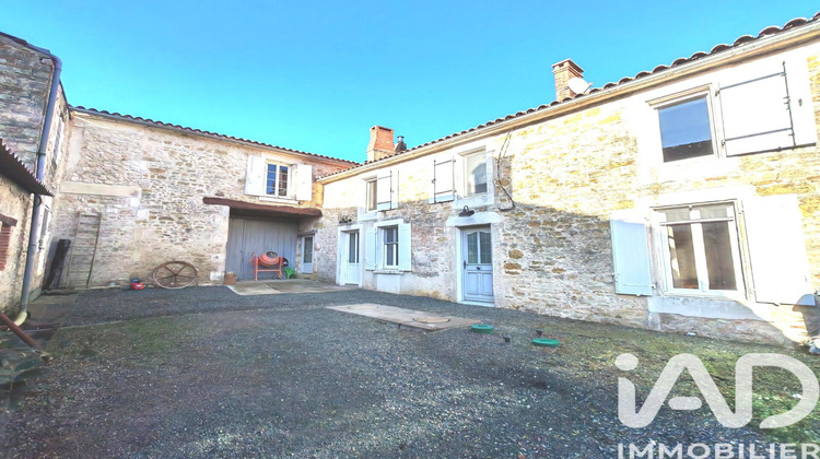 Ma-Cabane - Vente Maison Saint-Martin-Lars-en-Sainte-Hermine, 162 m²