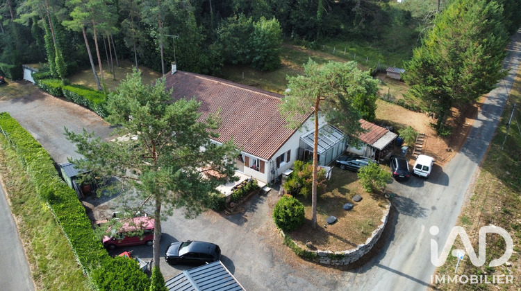 Ma-Cabane - Vente Maison Saint-Martin-le-Pin, 300 m²