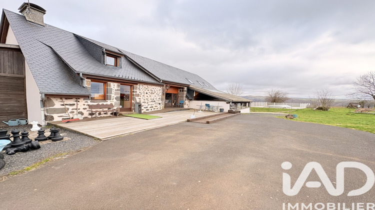 Ma-Cabane - Vente Maison Saint-Martin-Valmeroux, 248 m²