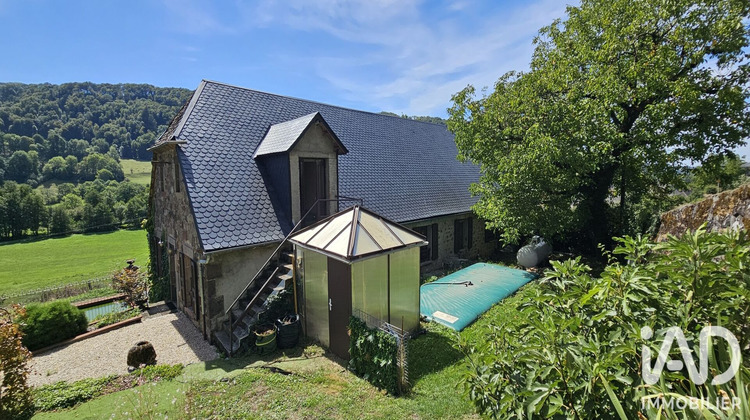 Ma-Cabane - Vente Maison Saint-Martin-Valmeroux, 305 m²