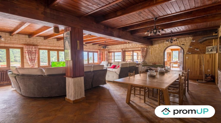 Ma-Cabane - Vente Maison Saint-Martin-Vésubie, 600 m²