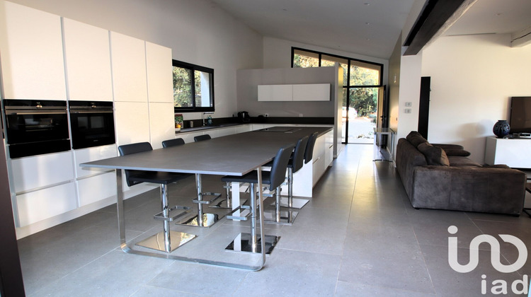 Ma-Cabane - Vente Maison Saint-Mathieu-de-Tréviers, 235 m²