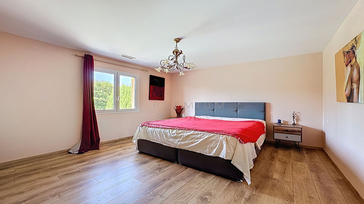 Ma-Cabane - Vente Maison SAINT-MATHIEU-DE-TREVIERS, 217 m²