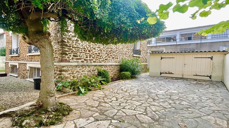 Ma-Cabane - Vente Maison SAINT-MAUR-DES-FOSSES, 100 m²