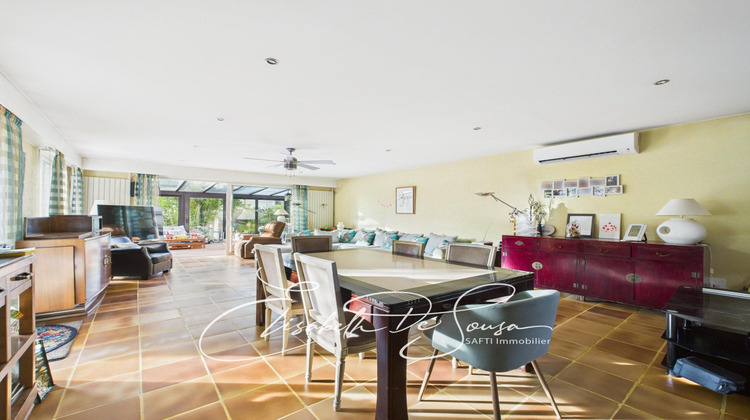 Ma-Cabane - Vente Maison Saint-Maur-des-Fosses, 267 m²