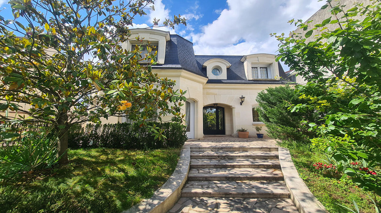 Ma-Cabane - Vente Maison SAINT-MAUR-DES-FOSSES, 270 m²