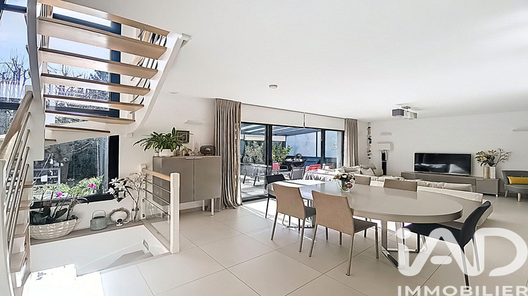 Ma-Cabane - Vente Maison Saint-Maur-des-Fossés, 250 m²