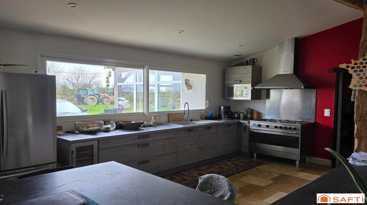 Ma-Cabane - Vente Maison Saint-Maurice-la-Clouere, 220 m²