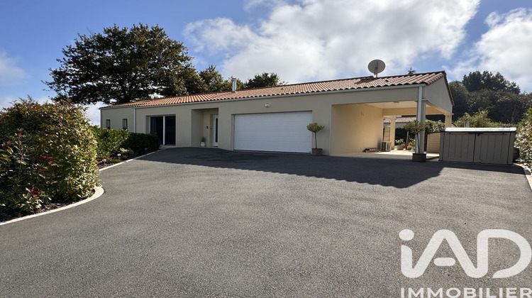 Ma-Cabane - Vente Maison Saint-Maurice-le-Girard, 109 m²