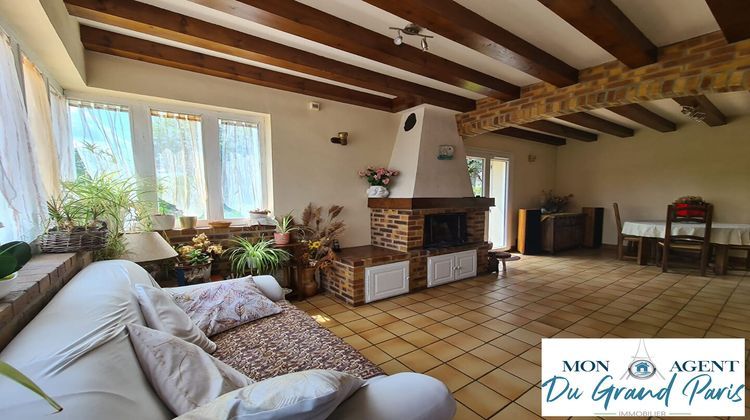 Ma-Cabane - Vente Maison SAINT-MAURICE-MONTCOURONNE, 160 m²