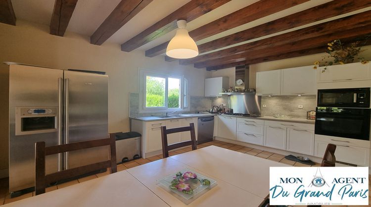 Ma-Cabane - Vente Maison SAINT-MAURICE-MONTCOURONNE, 160 m²