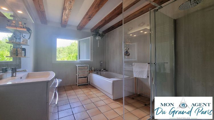 Ma-Cabane - Vente Maison SAINT-MAURICE-MONTCOURONNE, 160 m²