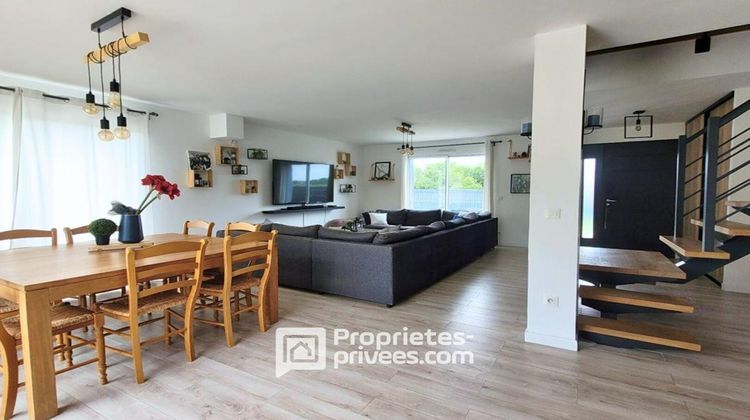 Ma-Cabane - Vente Maison SAINT MAURICE MONTCOURONNE, 178 m²