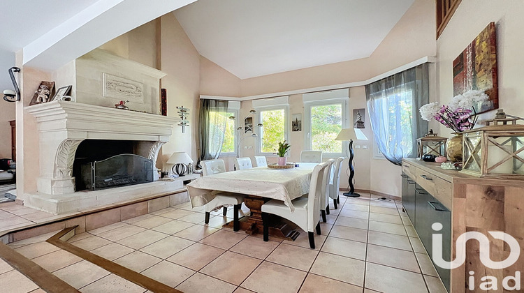 Ma-Cabane - Vente Maison Saint-Maurice-Montcouronne, 227 m²