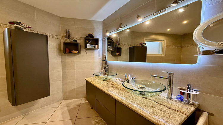 Ma-Cabane - Vente Maison SAINT-MAXIMIN-LA-SAINTE-BAUME, 143 m²