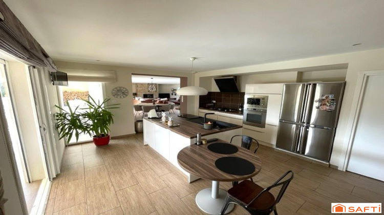 Ma-Cabane - Vente Maison Saint-Maximin-la-Sainte-Baume, 205 m²