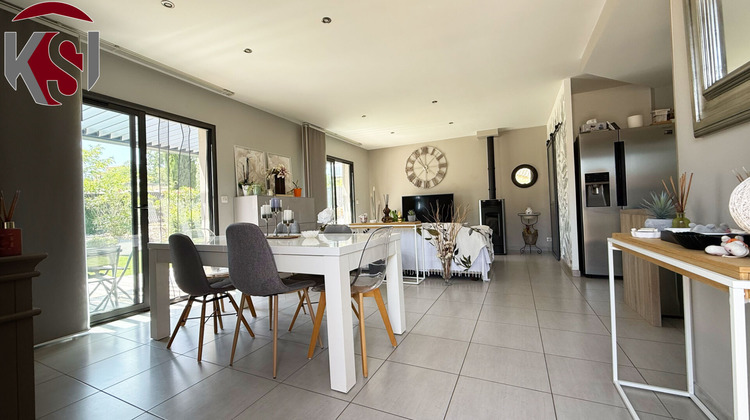 Ma-Cabane - Vente Maison SAINT-MAXIMIN-LA-SAINTE-BAUME, 146 m²