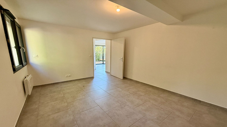 Ma-Cabane - Vente Maison SAINT-MAXIMIN-LA-SAINTE-BAUME, 69 m²