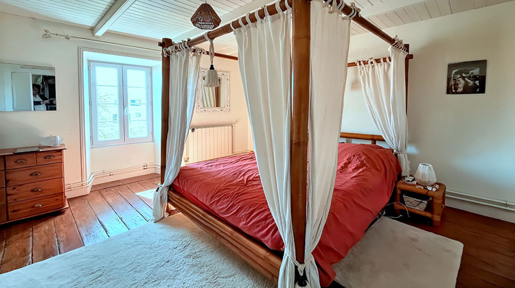 Ma-Cabane - Vente Maison SAINT-MEDARD-D'AUNIS, 296 m²