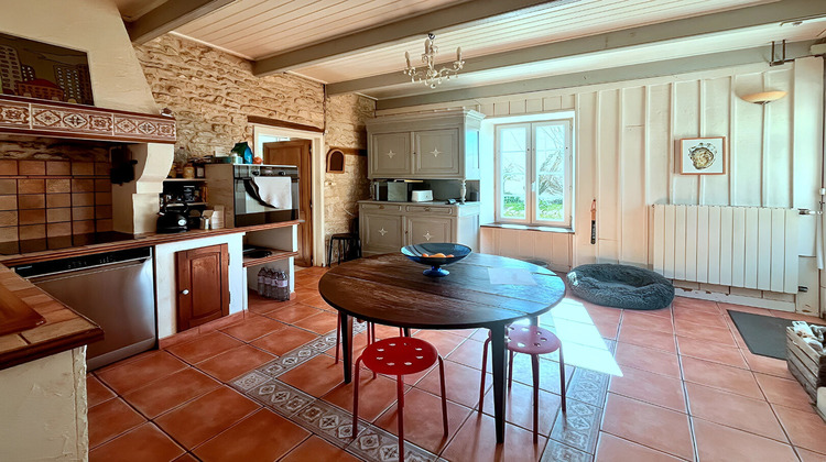 Ma-Cabane - Vente Maison SAINT-MEDARD-D'AUNIS, 296 m²