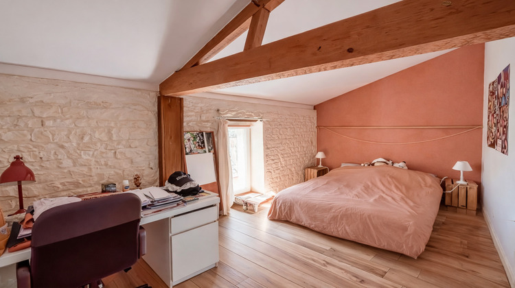 Ma-Cabane - Vente Maison SAINT-MEDARD-D'AUNIS, 296 m²