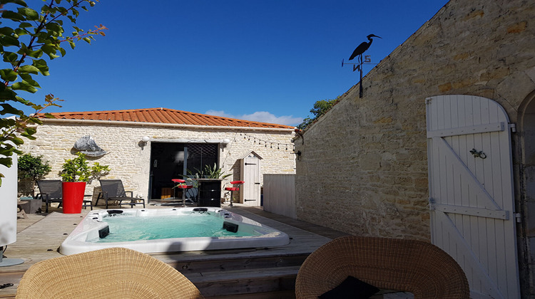 Ma-Cabane - Vente Maison SAINT-MEDARD-D'AUNIS, 257 m²