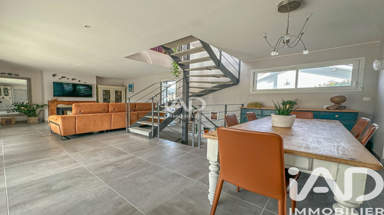 Ma-Cabane - Vente Maison Saint-Médard-en-Jalles, France, 165 m²