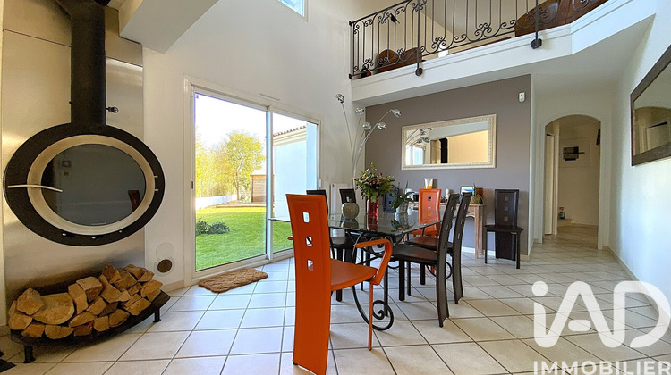 Ma-Cabane - Vente Maison Saint-Médard-en-Jalles, 200 m²