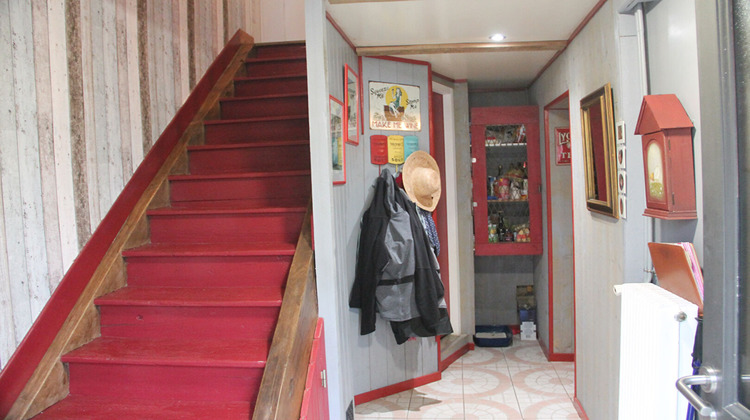Ma-Cabane - Vente Maison SAINT-MEDARD-LA-ROCHETTE, 197 m²