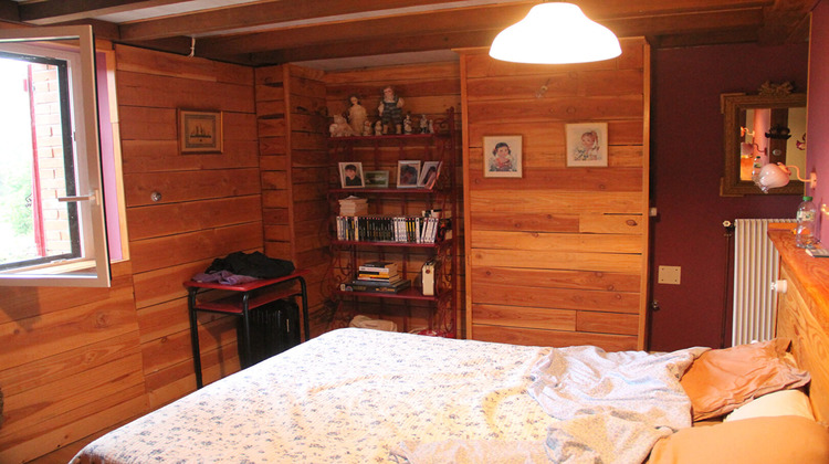 Ma-Cabane - Vente Maison SAINT-MEDARD-LA-ROCHETTE, 197 m²