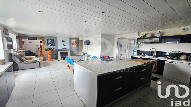 Ma-Cabane - Vente Maison Saint-Méen-le-Grand, 111 m²