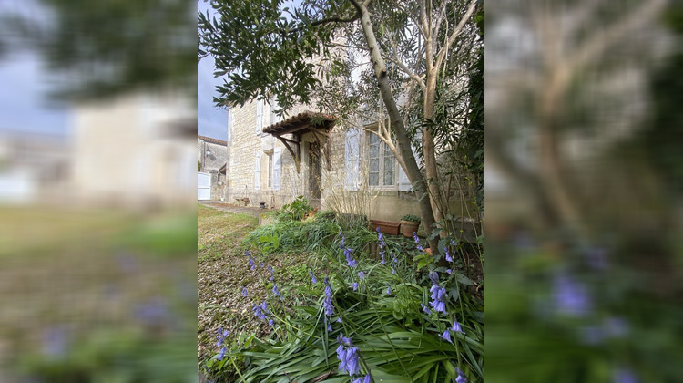 Ma-Cabane - Vente Maison SAINT MEME LES CARRIERES, 113 m²
