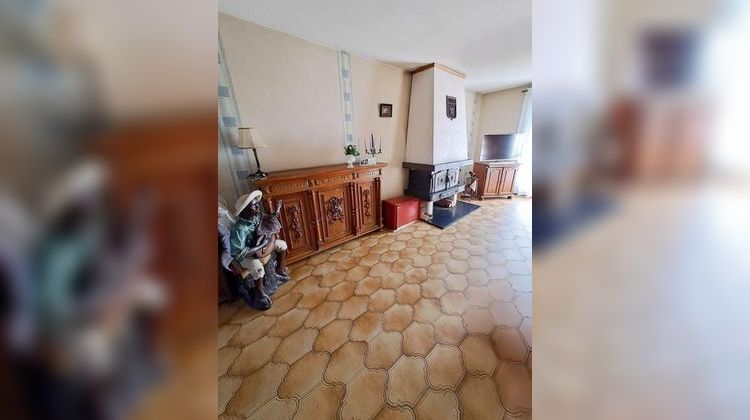 Ma-Cabane - Vente Maison SAINT MEMMIE, 97 m²