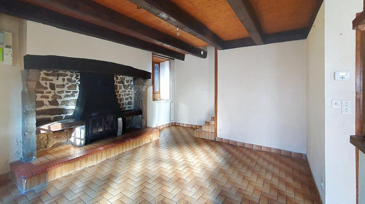 Ma-Cabane - Vente Maison Saint-Merd-la-Breuille, 89 m²