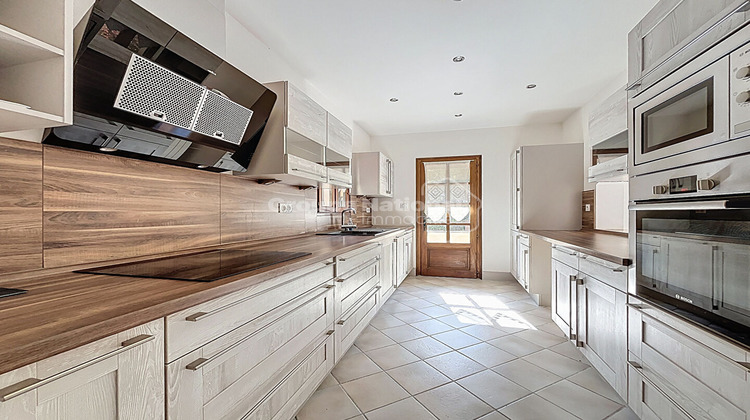 Ma-Cabane - Vente Maison SAINT-MICHEL-D'EUZET, 210 m²