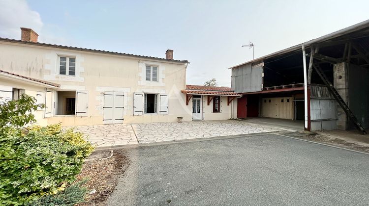 Ma-Cabane - Vente Maison SAINT-MICHEL-EN-L'HERM, 140 m²