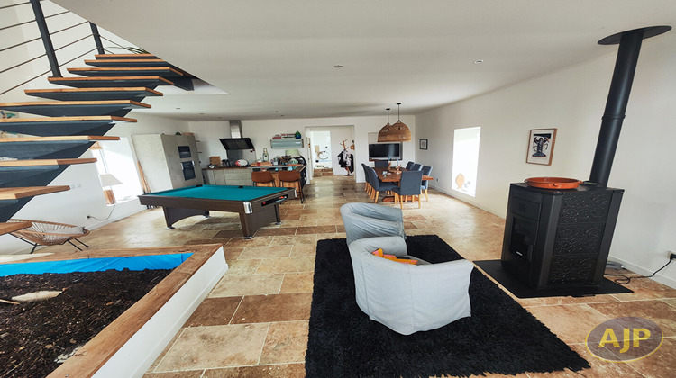 Ma-Cabane - Vente Maison SAINT-MICHEL-EN-L'HERM, 263 m²