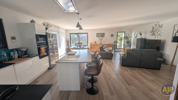 Ma-Cabane - Vente Maison SAINT-MICHEL-EN-L'HERM, 144 m²