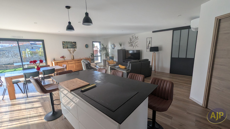 Ma-Cabane - Vente Maison SAINT-MICHEL-EN-L'HERM, 144 m²